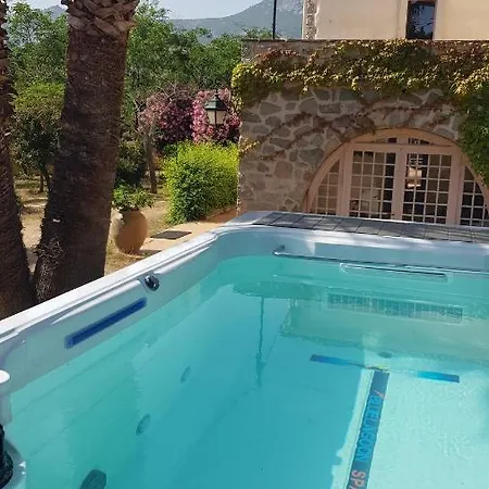 فيلة Clos San Michele 2023 - La Tonnelle
