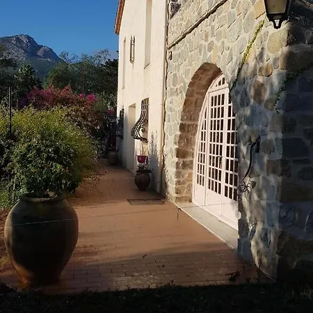 فيلة Clos San Michele 2023 - La Tonnelle كالفي